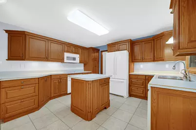 188 S 200 W, Valparaiso, IN 46385 - Photo 10