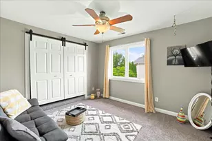 10591 Erie Dr, Crown Point, IN 46307 - Photo 28