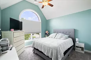 10591 Erie Dr, Crown Point, IN 46307 - Photo 26
