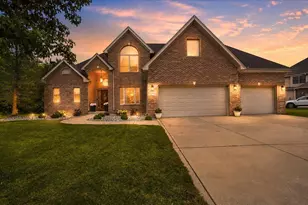 10591 Erie Dr, Crown Point, IN 46307 - Photo 2