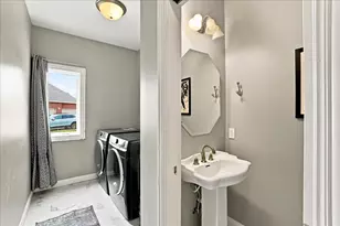 10591 Erie Dr, Crown Point, IN 46307 - Photo 20