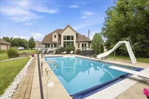 10591 Erie Dr, Crown Point, IN 46307 - Photo 42
