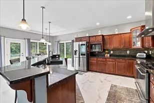 10591 Erie Dr, Crown Point, IN 46307 - Photo 8