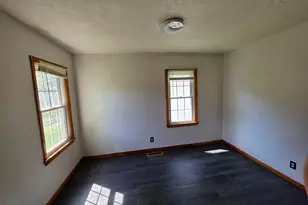 502 S Kouts St, Kouts, IN 46347 - Photo 4