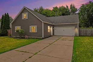 617 Seminole Dr, Lowell, IN 46356 - Photo 1