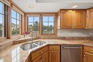 1522 Coventry Ln, Munster, IN 46321 - Photo 14