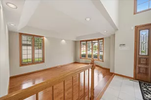 1522 Coventry Ln, Munster, IN 46321 - Photo 6