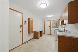 1522 Coventry Ln, Munster, IN 46321 - Photo 18
