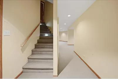1522 Coventry Lane, Munster, IN 46321 - Photo 32