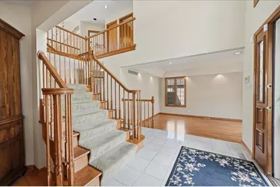 1522 Coventry Lane, Munster, IN 46321 - Photo 4