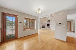 1522 Coventry Ln, Munster, IN 46321 - Photo 16