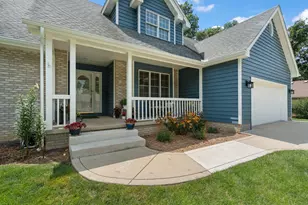 510 Eastwood Dr, Kouts, IN 46347 - Photo 4