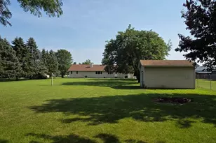 7177 E Grace Ave, New Carlisle, IN 46552 - Photo 8