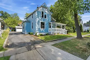 310 S Court St, Crown Point, IN 46307 - Photo 4