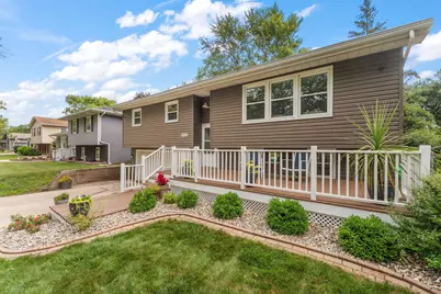 9539 Hawthorne Drive, Munster, IN 46321 - Photo 4