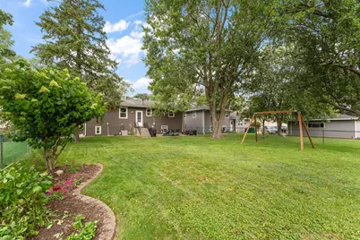 9539 Hawthorne Drive, Munster, IN 46321 - Photo 30
