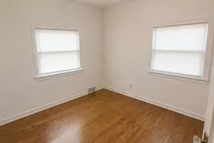 1302 Dakota St, Gary, IN 46403 - Photo 8