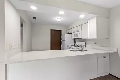 2513 E Lakeshore Drive, Crown Point, IN 46307 - Photo 14