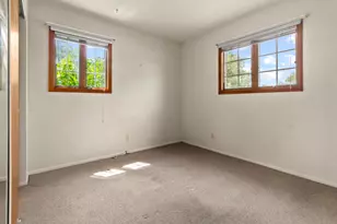 9307 Ellen Dr, Highland, IN 46322 - Photo 10