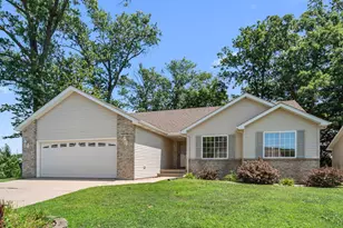 1808 Pine Creek Rd, Valparaiso, IN 46383 - Photo 1
