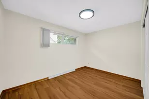 925 S Indiana Ave, Crown Point, IN 46307 - Photo 6