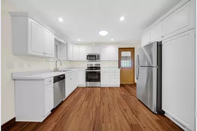 925 S Indiana Avenue, Crown Point, IN 46307 - Photo 12