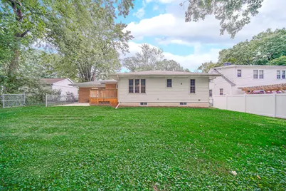925 S Indiana Avenue, Crown Point, IN 46307 - Photo 20