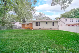925 S Indiana Ave, Crown Point, IN 46307 - Photo 20