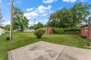 8420 Schreiber Dr, Munster, IN 46321 - Photo 34