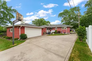 8420 Schreiber Dr, Munster, IN 46321 - Photo 36
