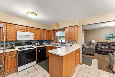 8420 Schreiber Drive, Munster, IN 46321 - Photo 12
