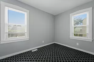 2650 Monroe St, Gary, IN 46407 - Photo 14