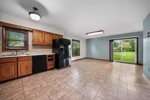 176 Boxwood Ct, Valparaiso, IN 46383 - Photo 12