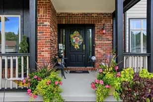 10626 Erie Dr, Crown Point, IN 46307 - Photo 4