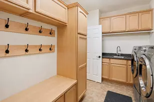 10626 Erie Dr, Crown Point, IN 46307 - Photo 34