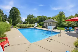 10626 Erie Dr, Crown Point, IN 46307 - Photo 38