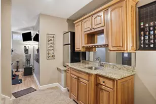 10626 Erie Dr, Crown Point, IN 46307 - Photo 30
