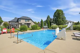 10626 Erie Dr, Crown Point, IN 46307 - Photo 40