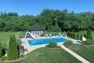 10626 Erie Dr, Crown Point, IN 46307 - Photo 46