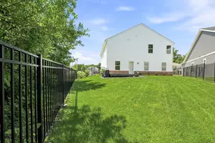 1035 Blue Lk Cir, Chesterton, IN 46304 - Photo 6