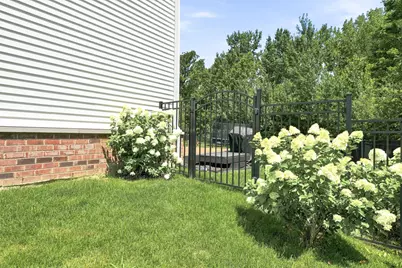 1035 Blue Lake Circle, Chesterton, IN 46304 - Photo 32