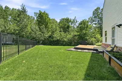 1035 Blue Lake Circle, Chesterton, IN 46304 - Photo 4