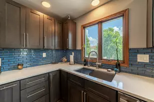 8555 Judith Ln, Saint John, IN 46373 - Photo 10