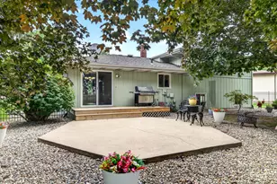 8832 Jefferson Ct, Munster, IN 46321 - Photo 28