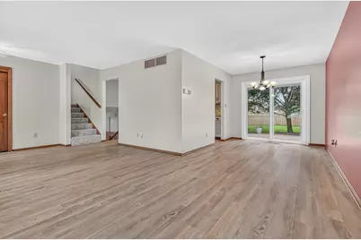 8832 Jefferson Court, Munster, IN 46321 - Photo 4