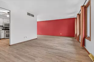 8832 Jefferson Ct, Munster, IN 46321 - Photo 2