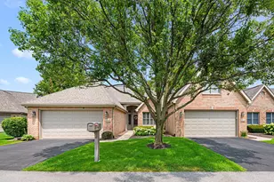 1737 Windfield Dr, Munster, IN 46321 - Photo 2