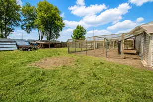 1202 W Pacific Ave, Knox, IN 46534 - Photo 22