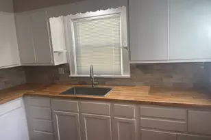 153 Hovey St, Gary, IN 46406 - Photo 12