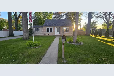 601 S Calumet Avenue, Michigan City, IN 46360 - Photo 1